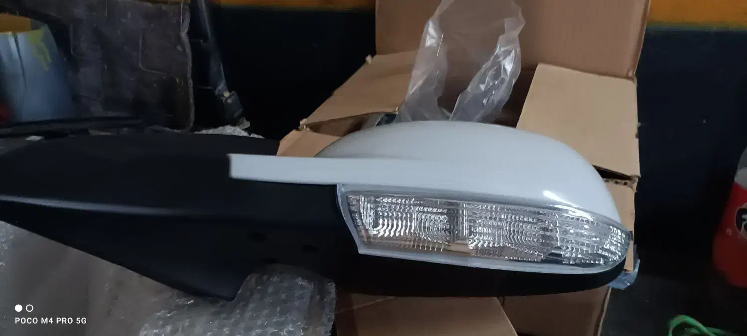 آینه بغل و چراغ جلو اچ سی کراس|قطعات یدکی و لوازم جانبی|شیراز, جانبازان|دیوار