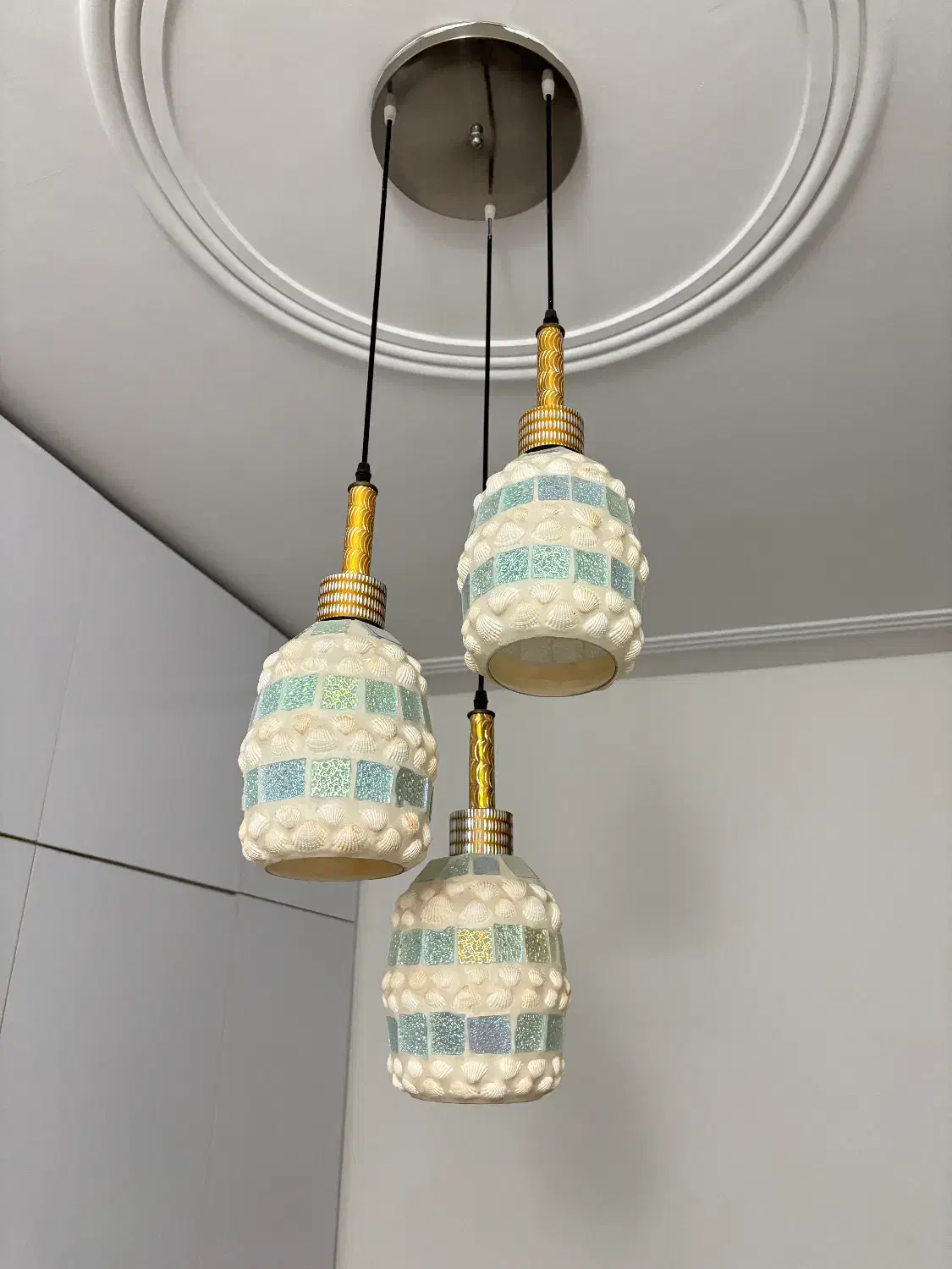 لوستر|لوستر و چراغ آویز|لاهیجان, شقایق|دیوار