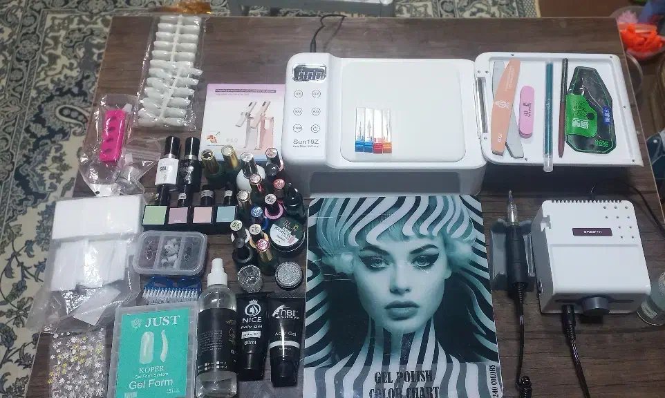 دستگاه یووی و دستگاه سوهان برقی و لوازم کاشت ناخن|آرایشی، بهداشتی، درمانی|همدان, |دیوار