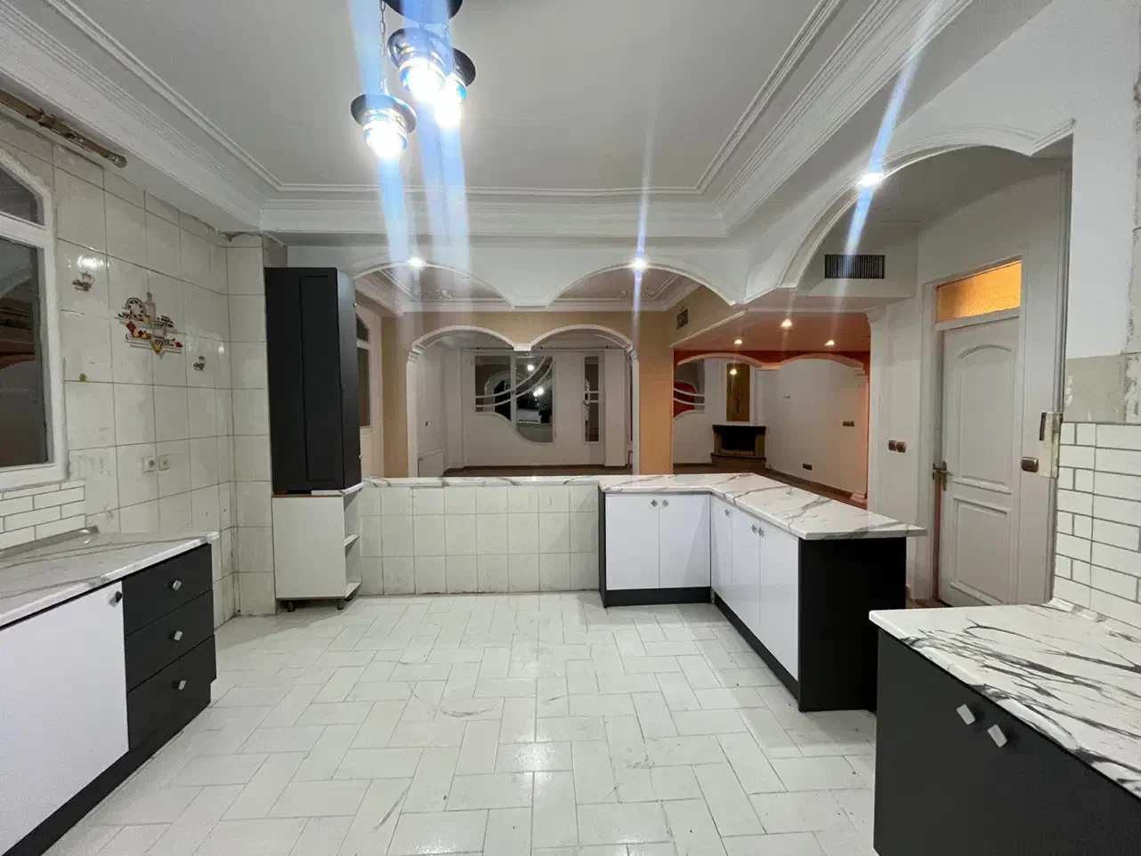 160متر دوبلکس/فول امکانات/روبه آفتاب/2پارکینگ/شفق