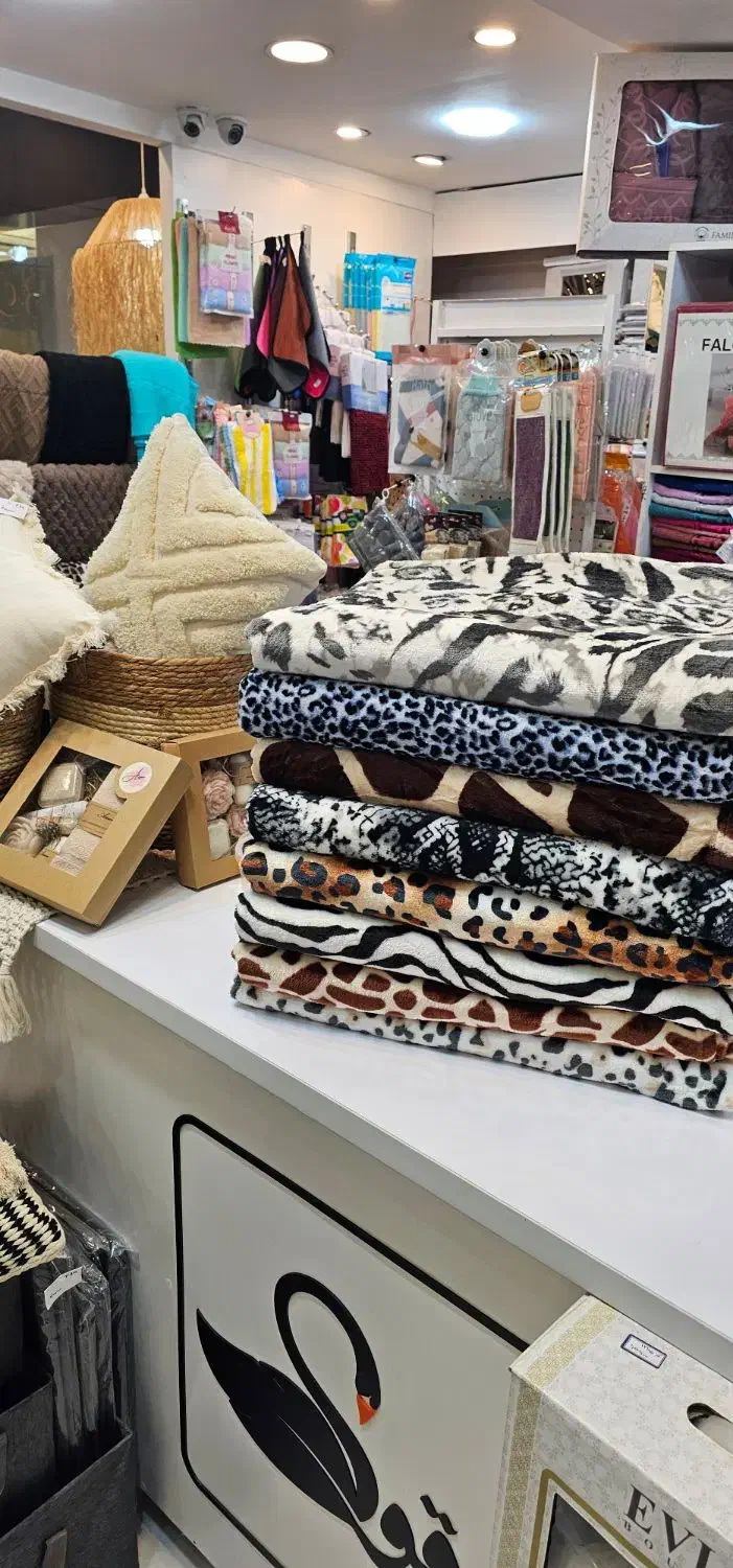 پتوی طرح پوستی یک نفره|رختخواب، بالش، پتو|چالوس, |دیوار