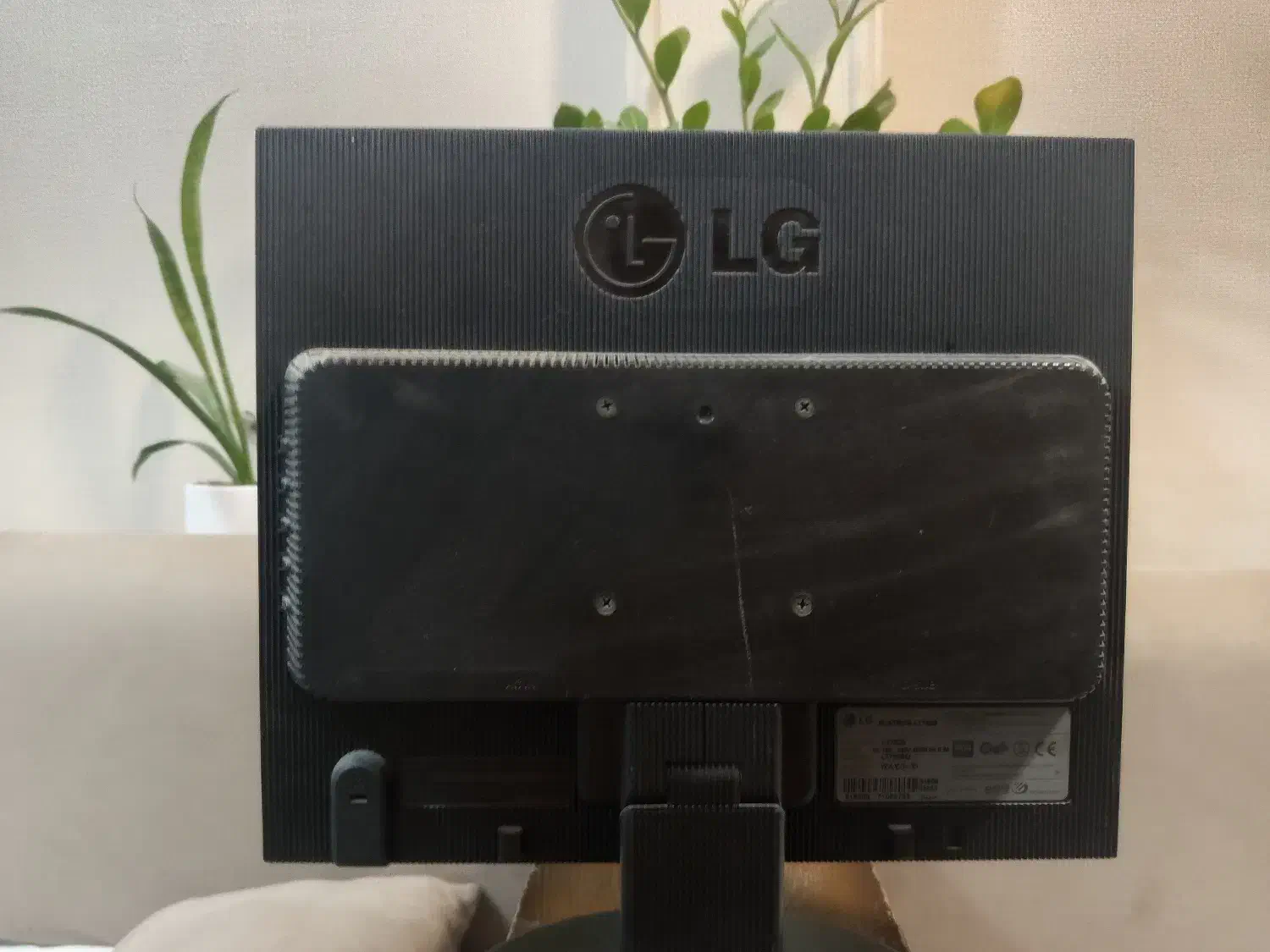 مانیتورLg|رایانه رومیزی|تهران, صد دستگاه|دیوار