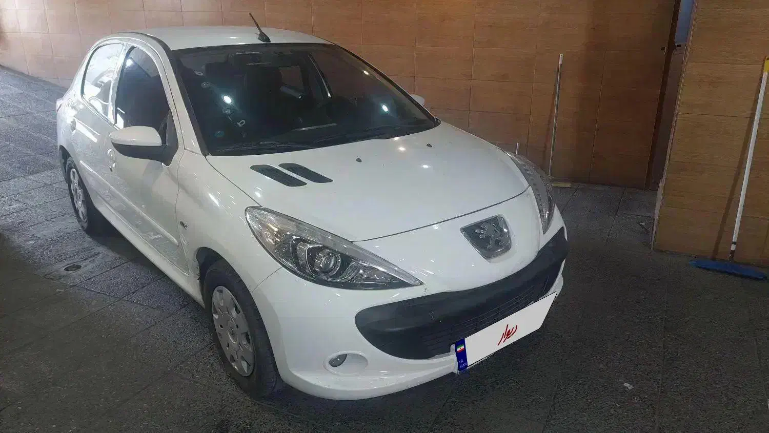 پژو ۲۰۷|خودرو سواری و وانت|شیراز, فلکه گاز|دیوار