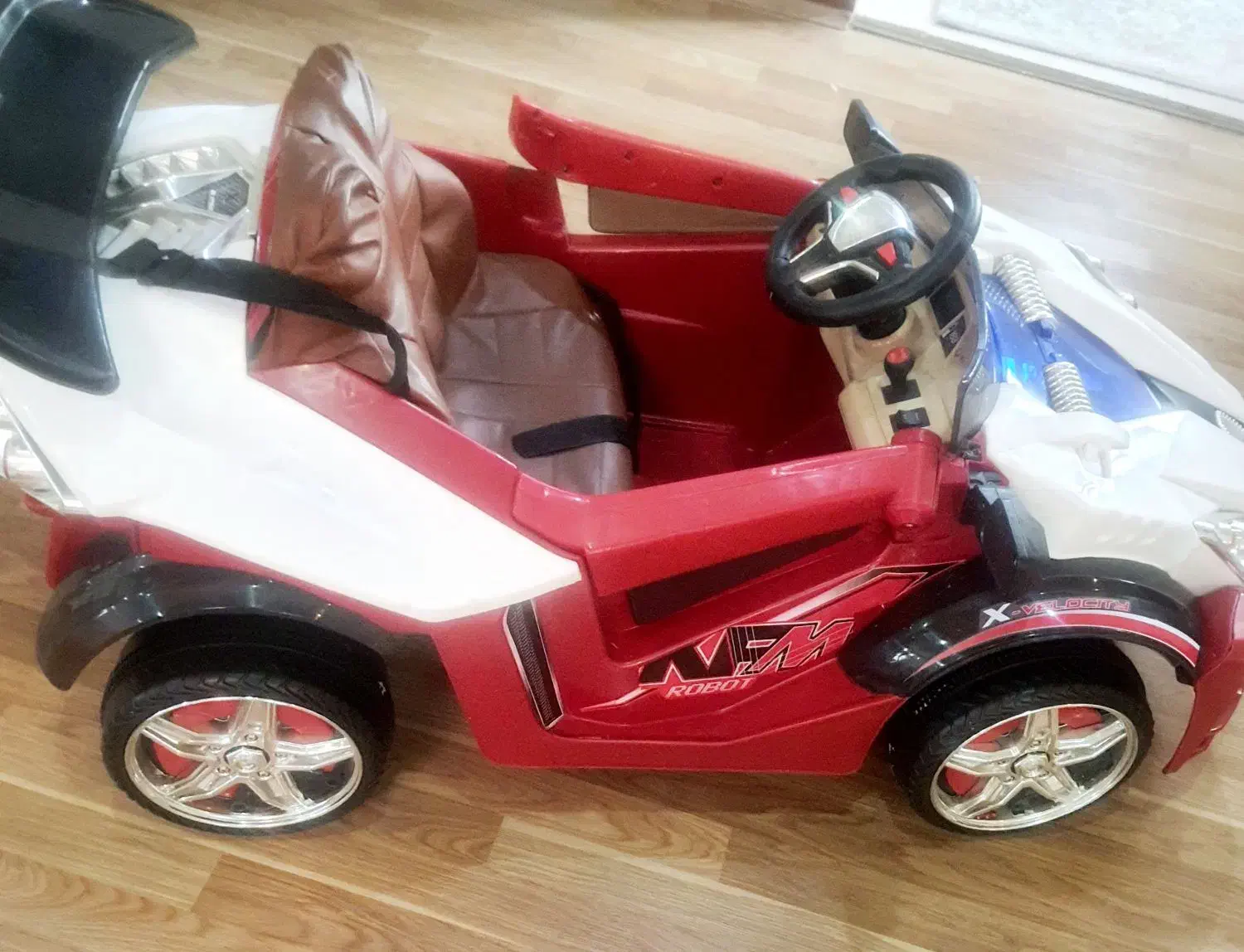 ماشین شارژی|اسباببازی|کرج, کوی امامیه|دیوار