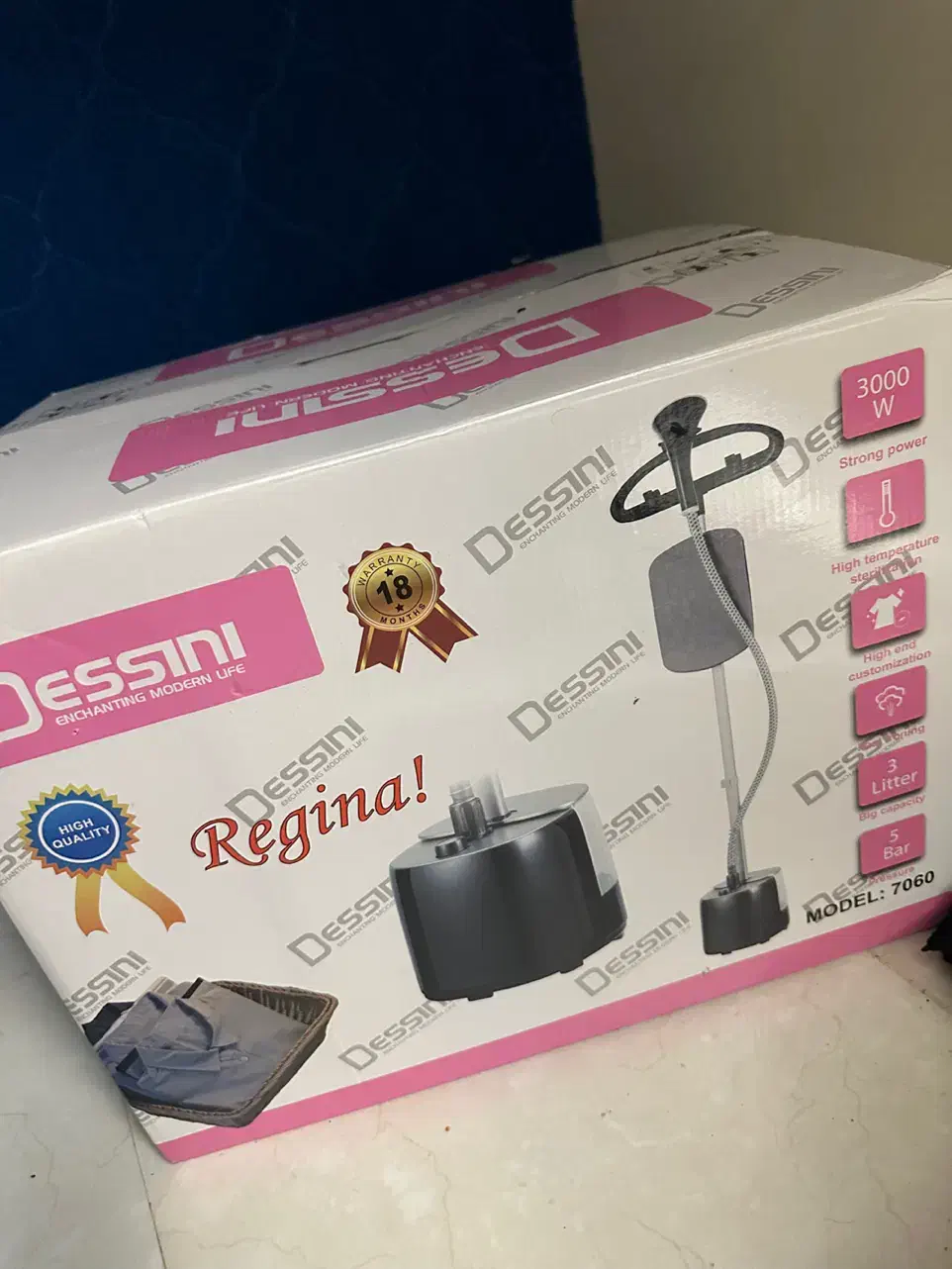 اتو ایستاده|اتو و لوازم اتو|ری, شهادت|دیوار