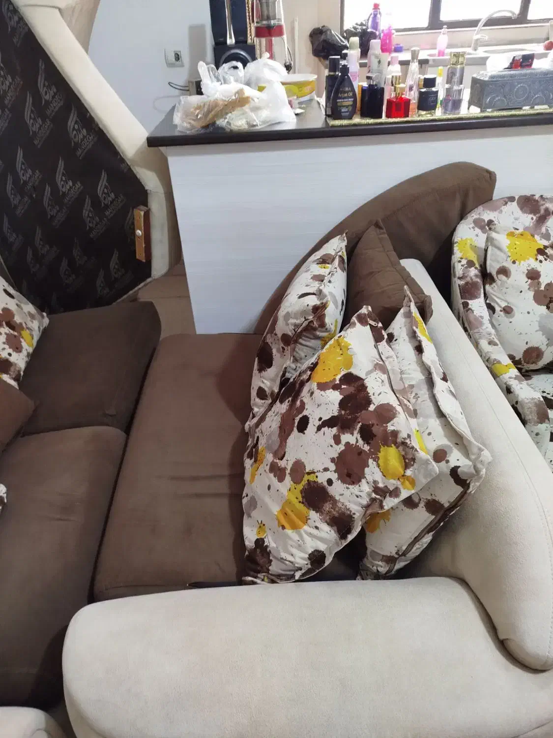 مبل راحتی|مبلمان خانگی و میز عسلی|رباط‌کریم, رباط‌کریم|دیوار