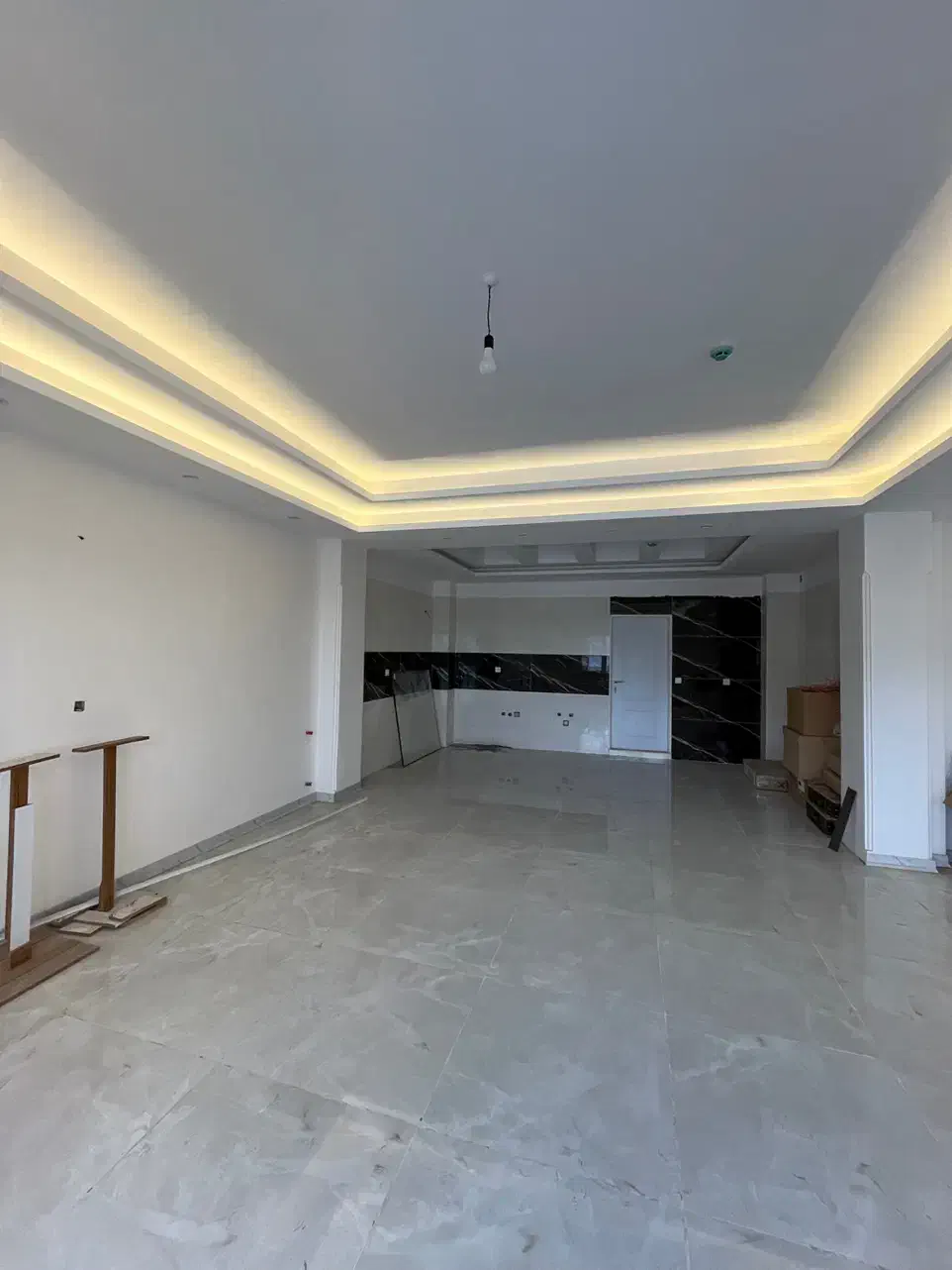 واحد ۱۴۰ متری /کلیدنخورده /ویودار|فروش آپارتمان|لاهیجان, قیام|دیوار