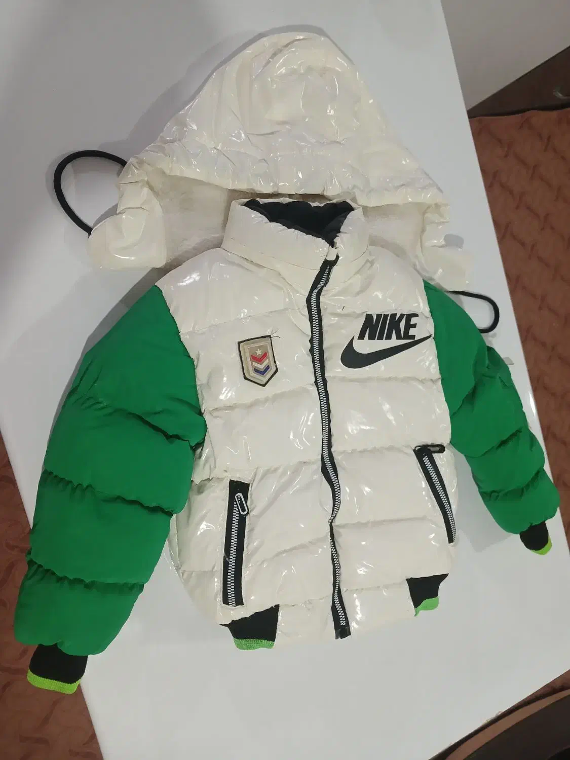 کت بچه گانه|کفش و لباس بچه|کبودرآهنگ, |دیوار