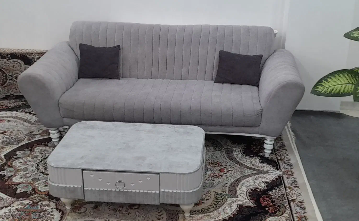 مبل، جلو مبلی و جا کفشی|مبلمان خانگی و میز عسلی|همدان, |دیوار