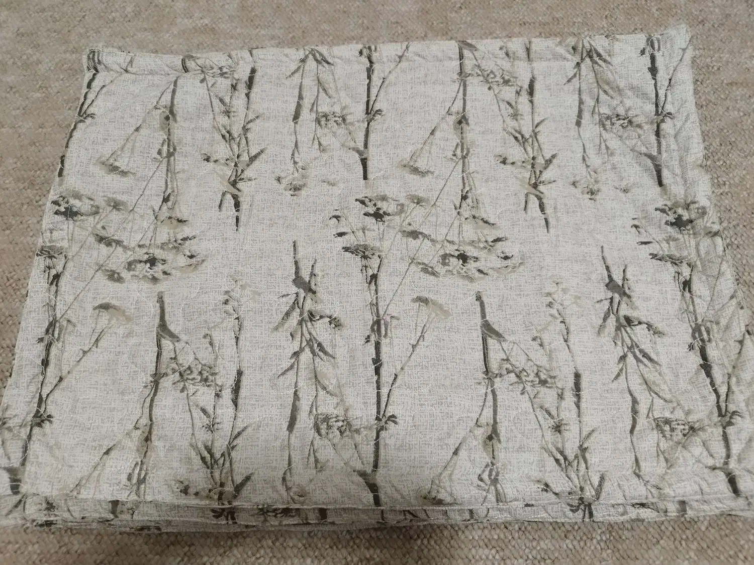 ۶عدد روبالشتی نخی کاملا نو و استفاده نشده|رختخواب، بالش، پتو|آبدانان, |دیوار