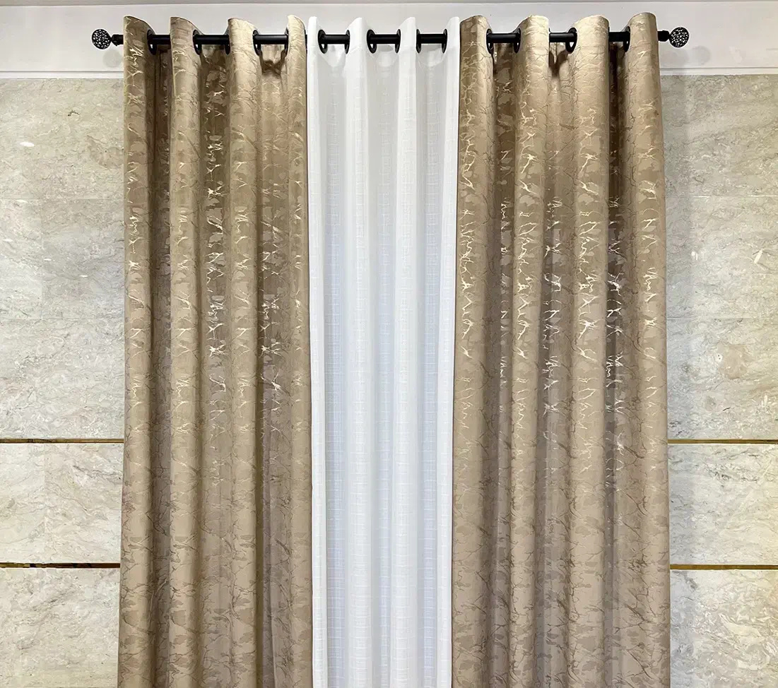 پرده شال نسکافه‌ای مدل پانج از جنس مخمل طلاکوب|پرده، رانر، رومیزی|سنقر, |دیوار