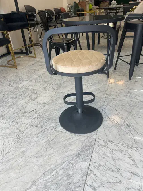 صندلی اپنی|صندلی و نیمکت|چهاردانگه (تهران), |دیوار