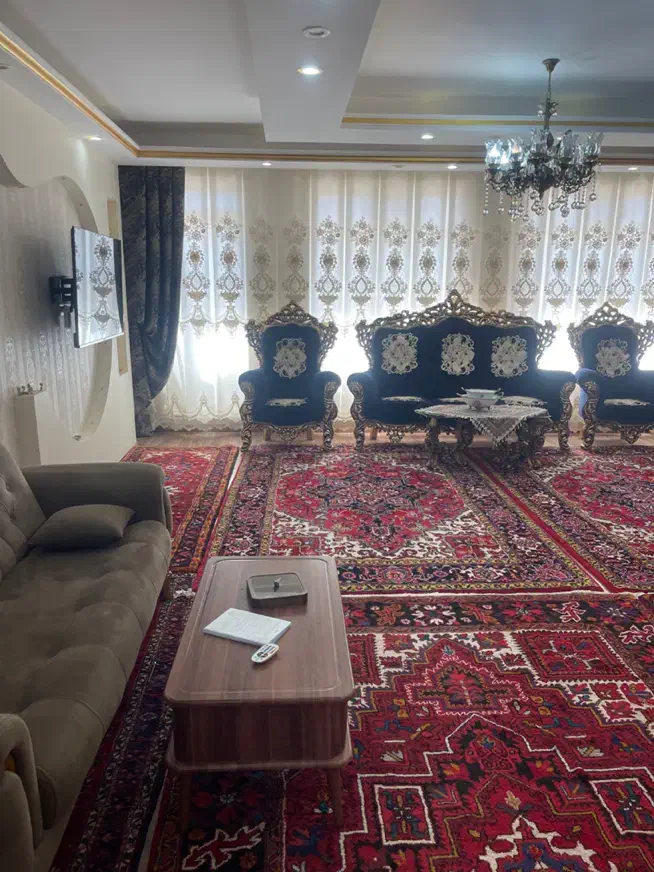 ساختمان دو طبقه ویلایی در فاز دو شهرک|فروش خانه و ویلا|اهر, |دیوار