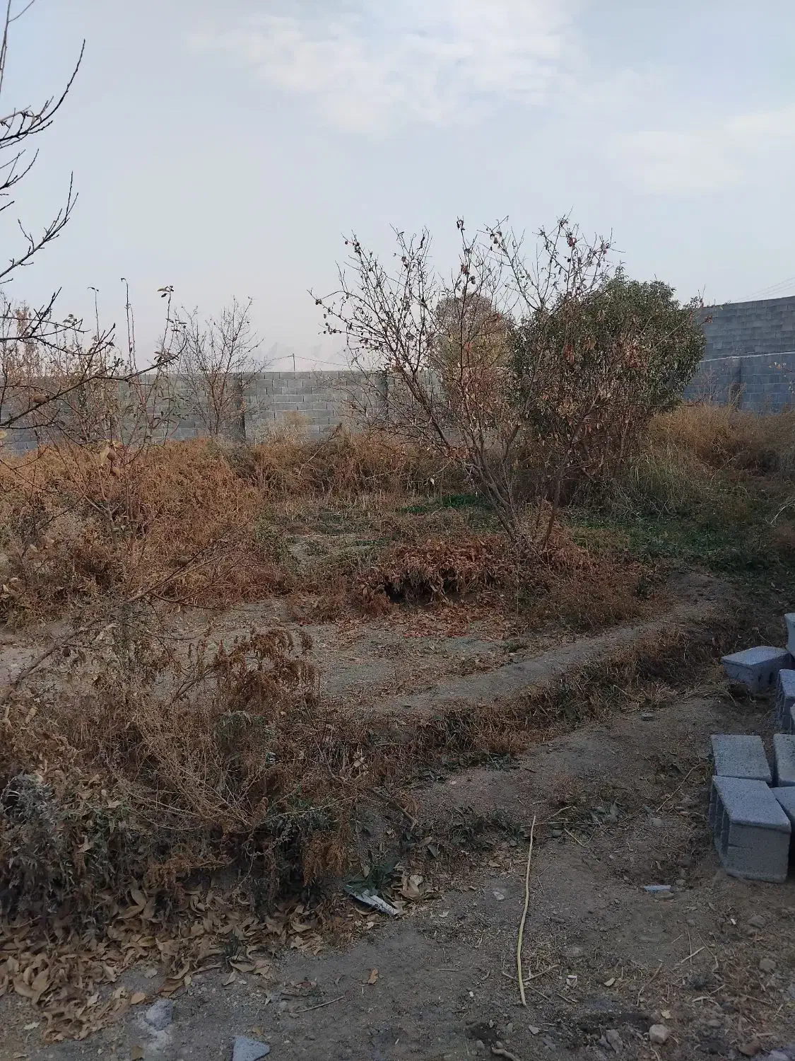 معاوضه زمین با ماشین شاسی بلند|فروش زمین و ملک کلنگی|ابریشم, |دیوار