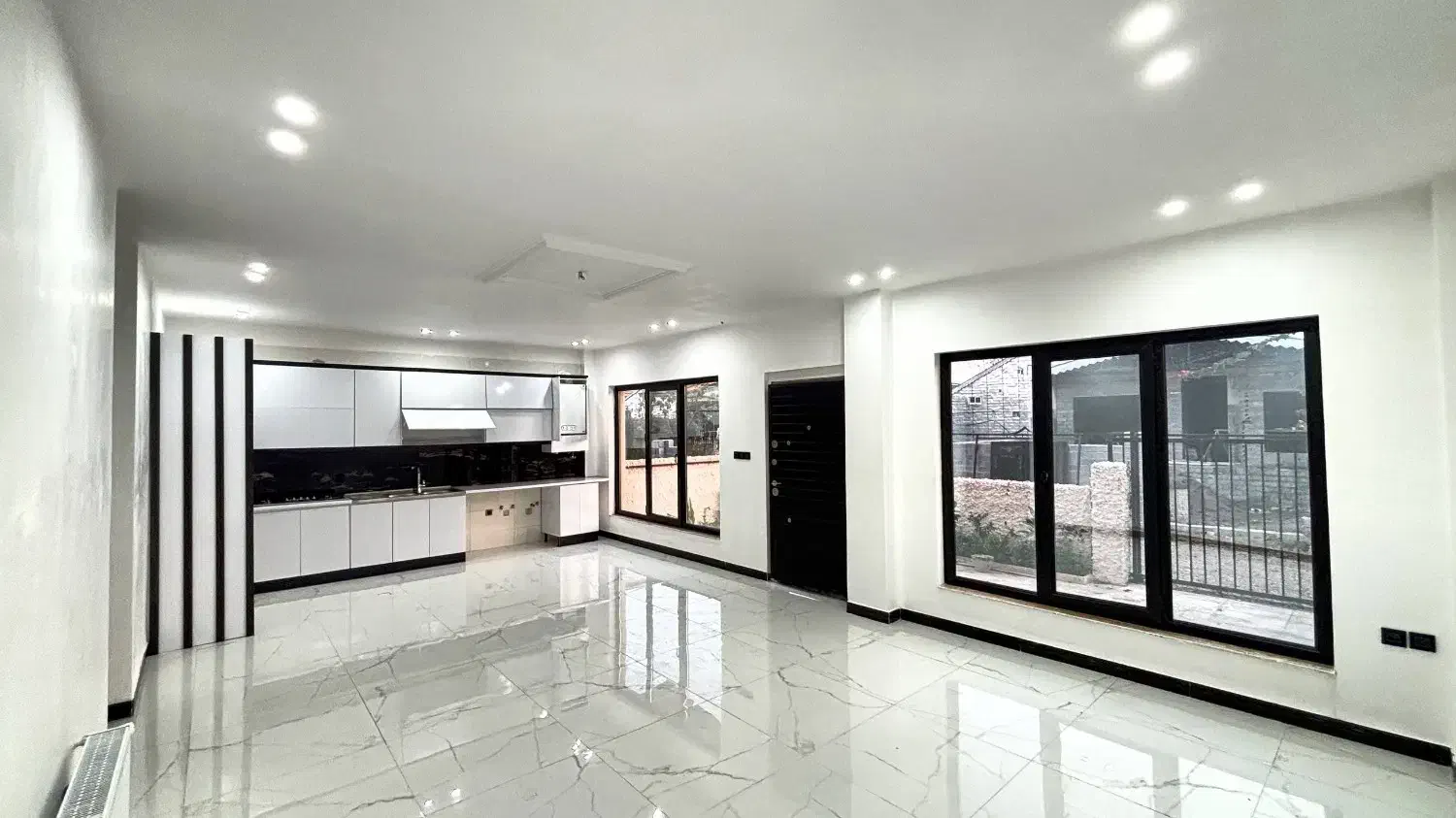 ویلا شهرکی با نگهبانی و سند تک برگ 150 متر|فروش خانه و ویلا|چاف و چمخاله, |دیوار