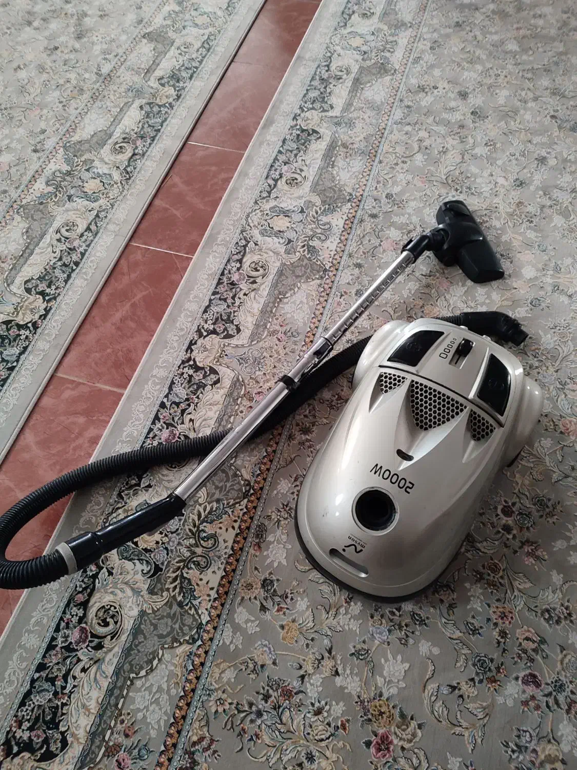 جاروبرقی 2000وات|جاروبرقی، جارو شارژی، بخارشو|کرمانشاه, |دیوار