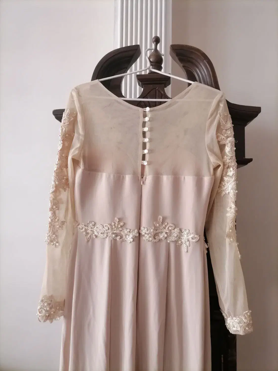 پیراهن مجلسی|لباس|مشهد, فتح المبین|دیوار