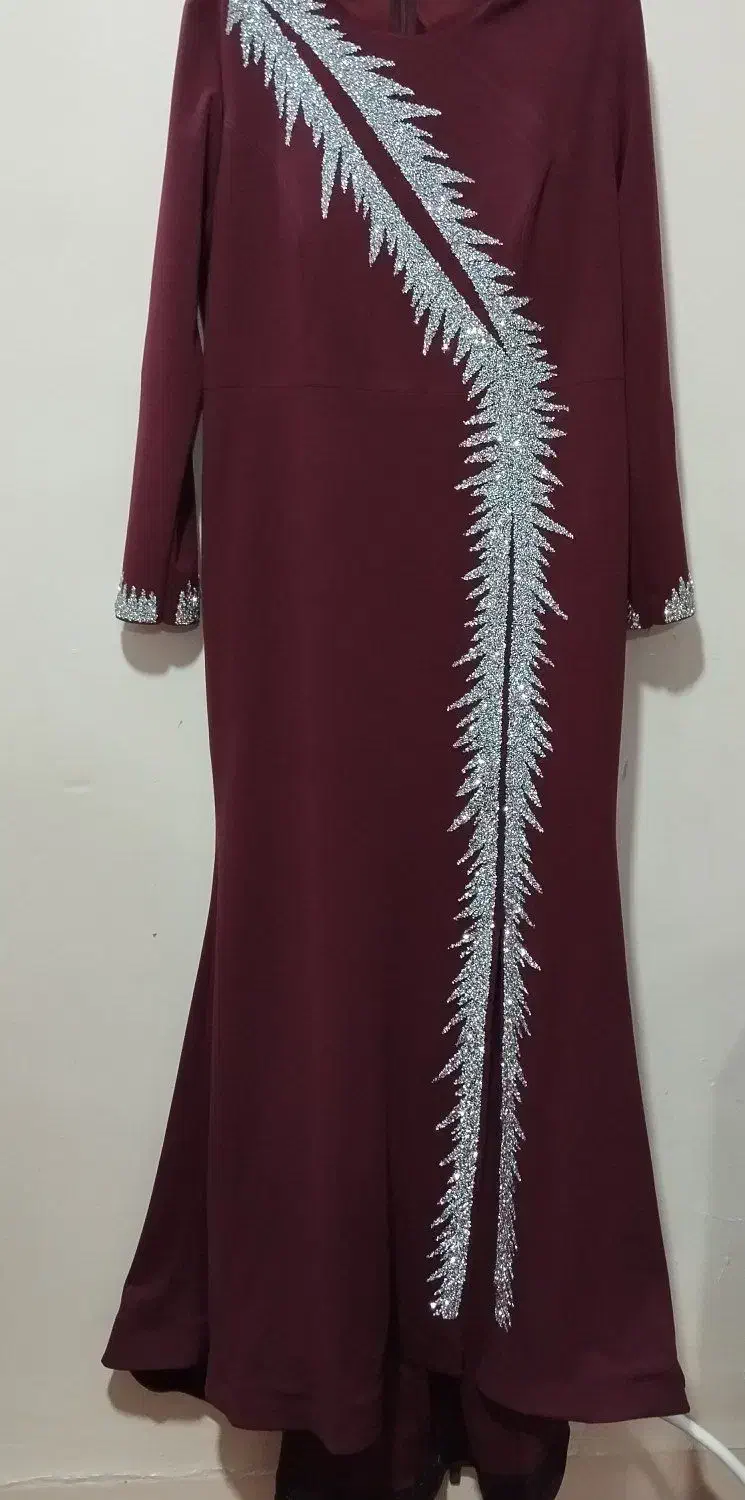 دون مجلسی اکبند|لباس|تبریز, |دیوار