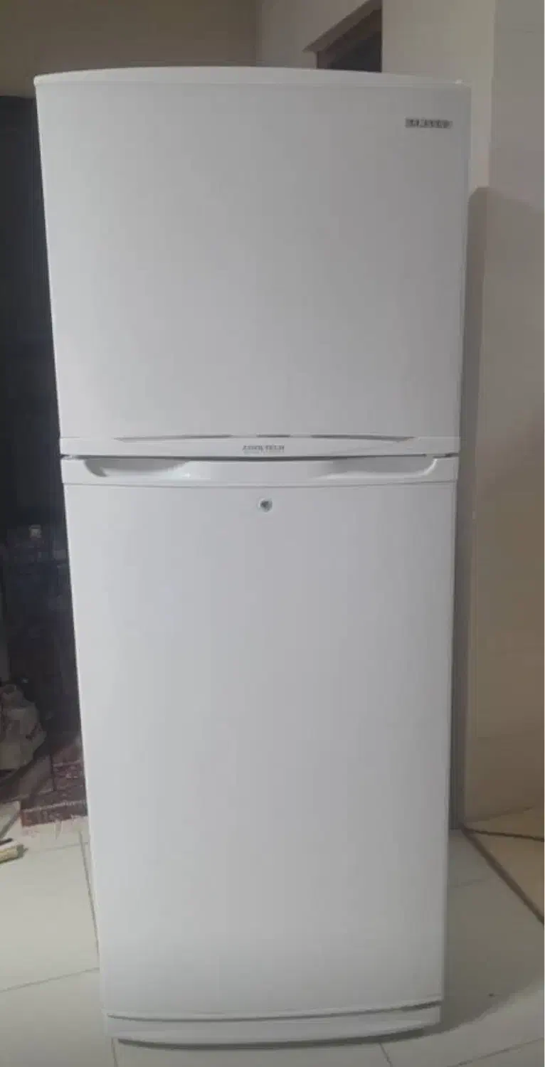 یخچال|یخچال و فریزر|صدرا-فارس, فاز ۱|دیوار