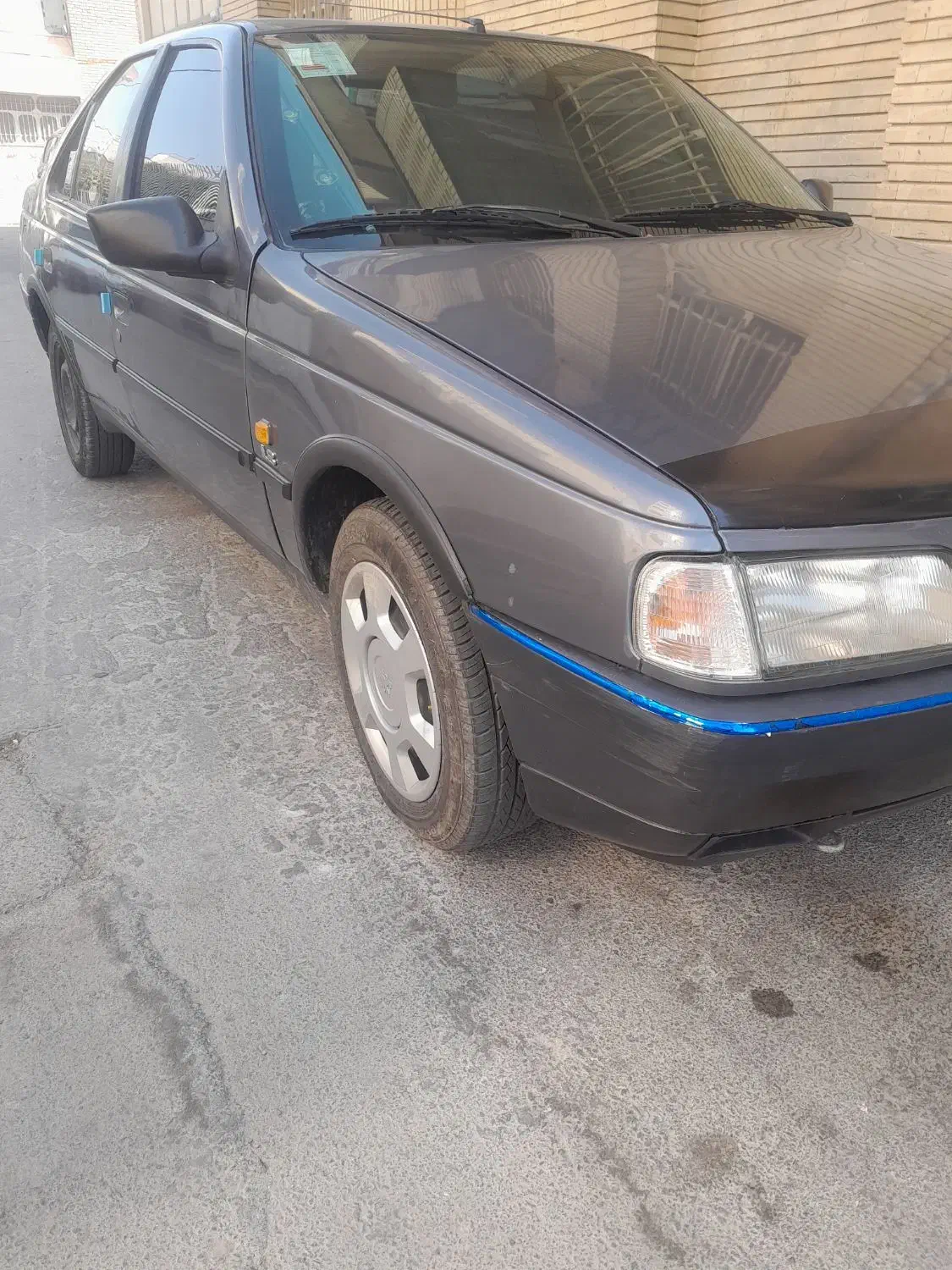 پژو مدل ۹۳|خودرو سواری و وانت|شیراز, شهرک گلها|دیوار