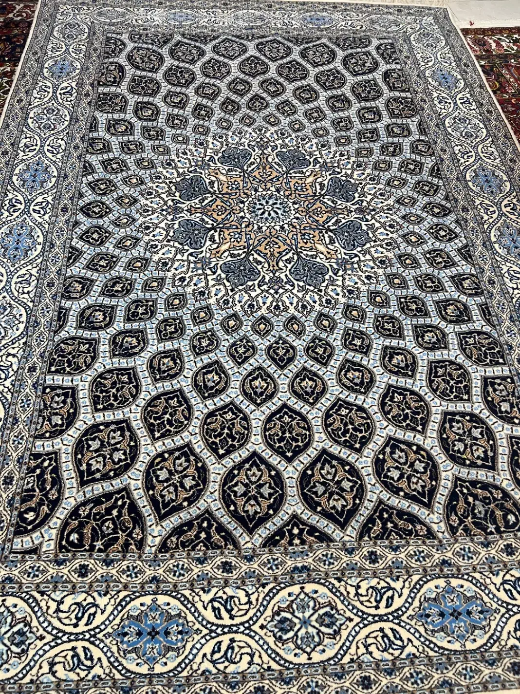 فرش دستباف نایین|فرش|اصفهان, فرح آباد|دیوار