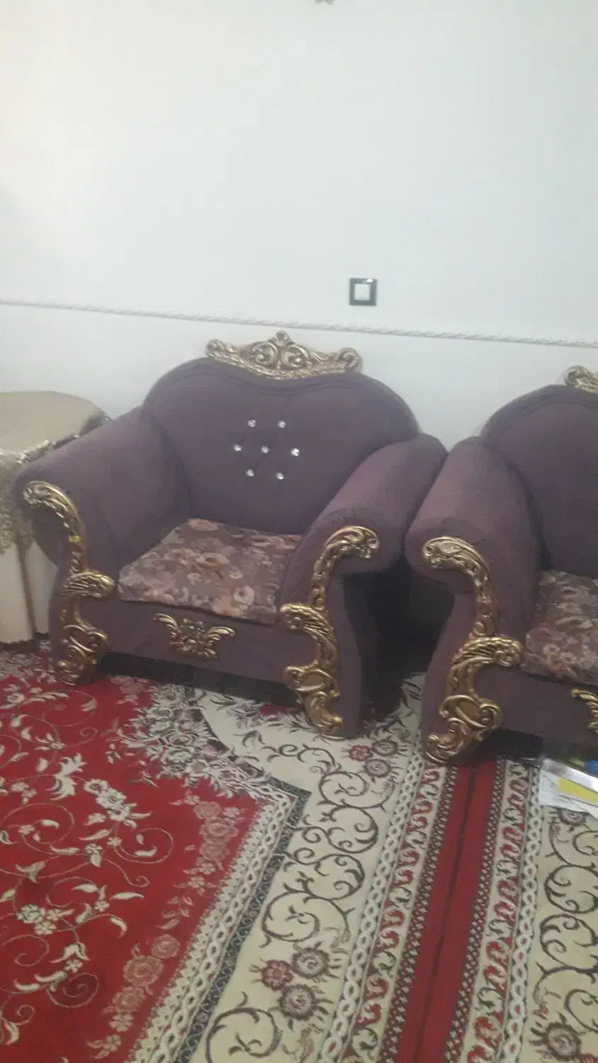 مبل هفت نفره|مبلمان خانگی و میز عسلی|فولادشهر, A6|دیوار