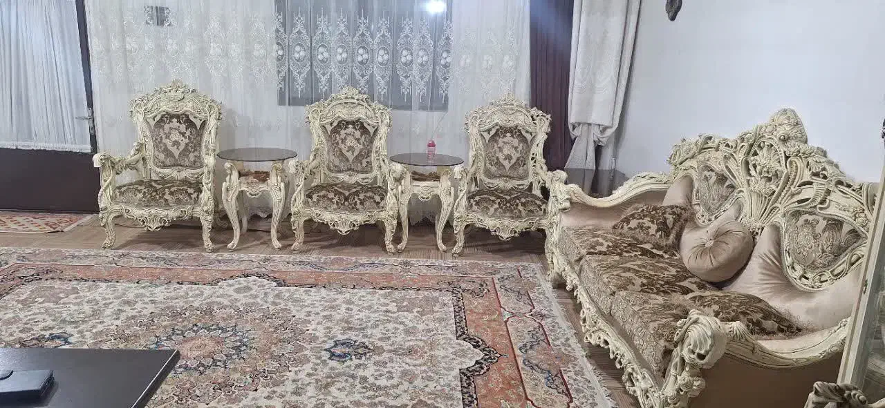 مبل سلطنتی|مبلمان خانگی و میز عسلی|شیروان (خراسان), |دیوار