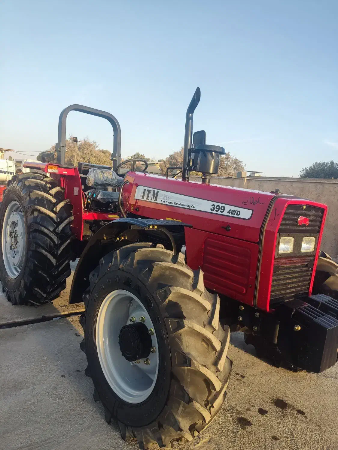 تراکتور 399جفت محور|خودرو سنگین|مرودشت, فاز اول شهرک فرهنگیان|دیوار