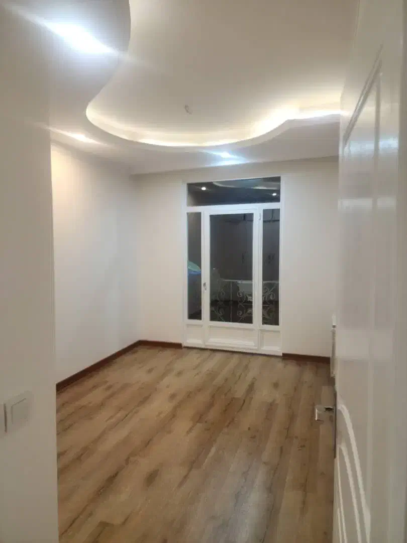 بلوار فردوس ۱۴۵متر/۳خواب/فول امکانات