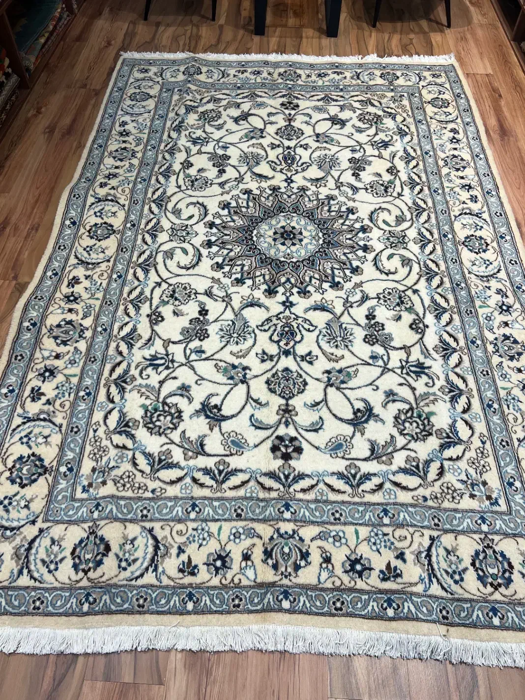 طرح نائین بافت طبس|فرش|تهران, حصار بوعلی|دیوار