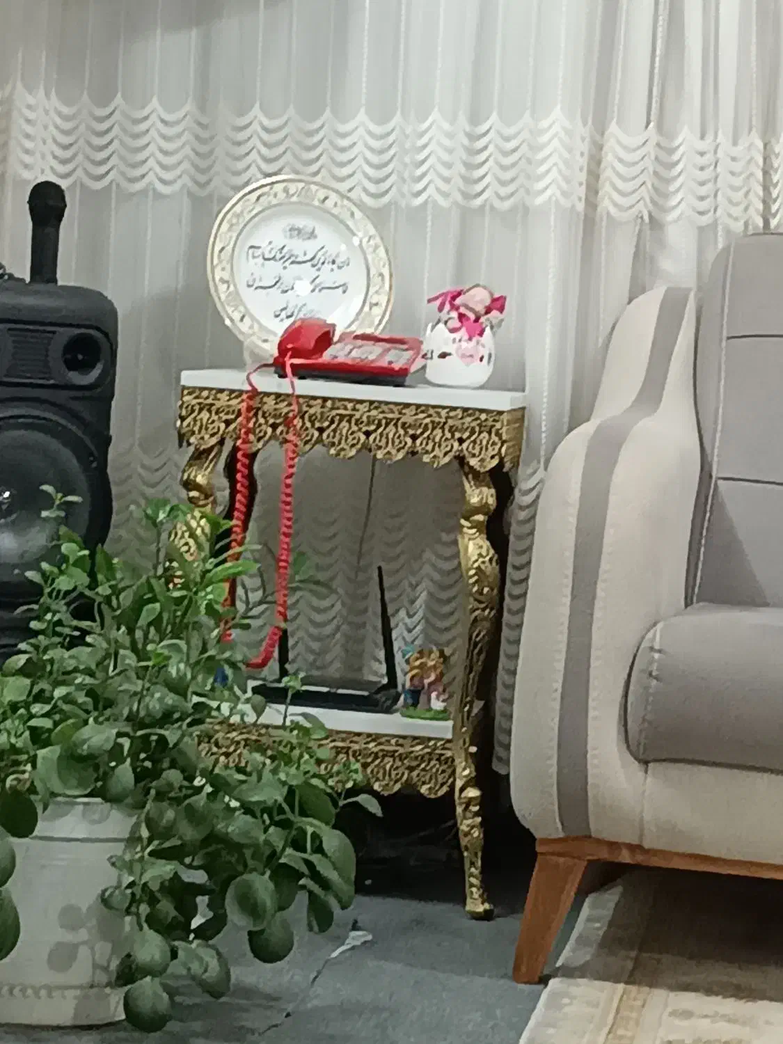 میز خاطره یا میز تلفن|میز تلفن|اصفهان, عمان سامانی|دیوار