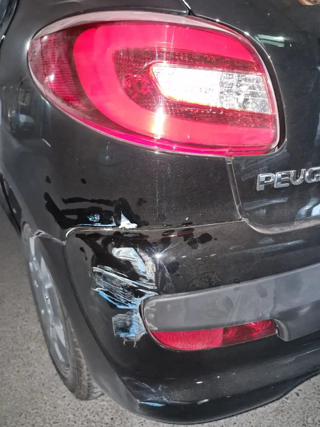 ۲۰۷ دنده ای|خودرو سواری و وانت|بندر امام خمینی, |دیوار