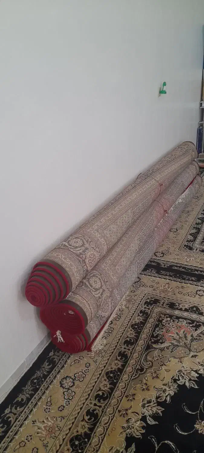 سه تخته فرش ۱۲ متری|فرش|زاغه, |دیوار