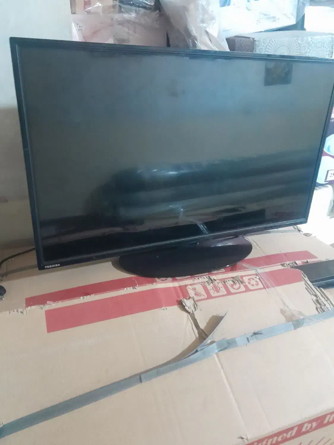 تلویزیون توشیبا|تلویزیون و پروژکتور|یاسوج, |دیوار