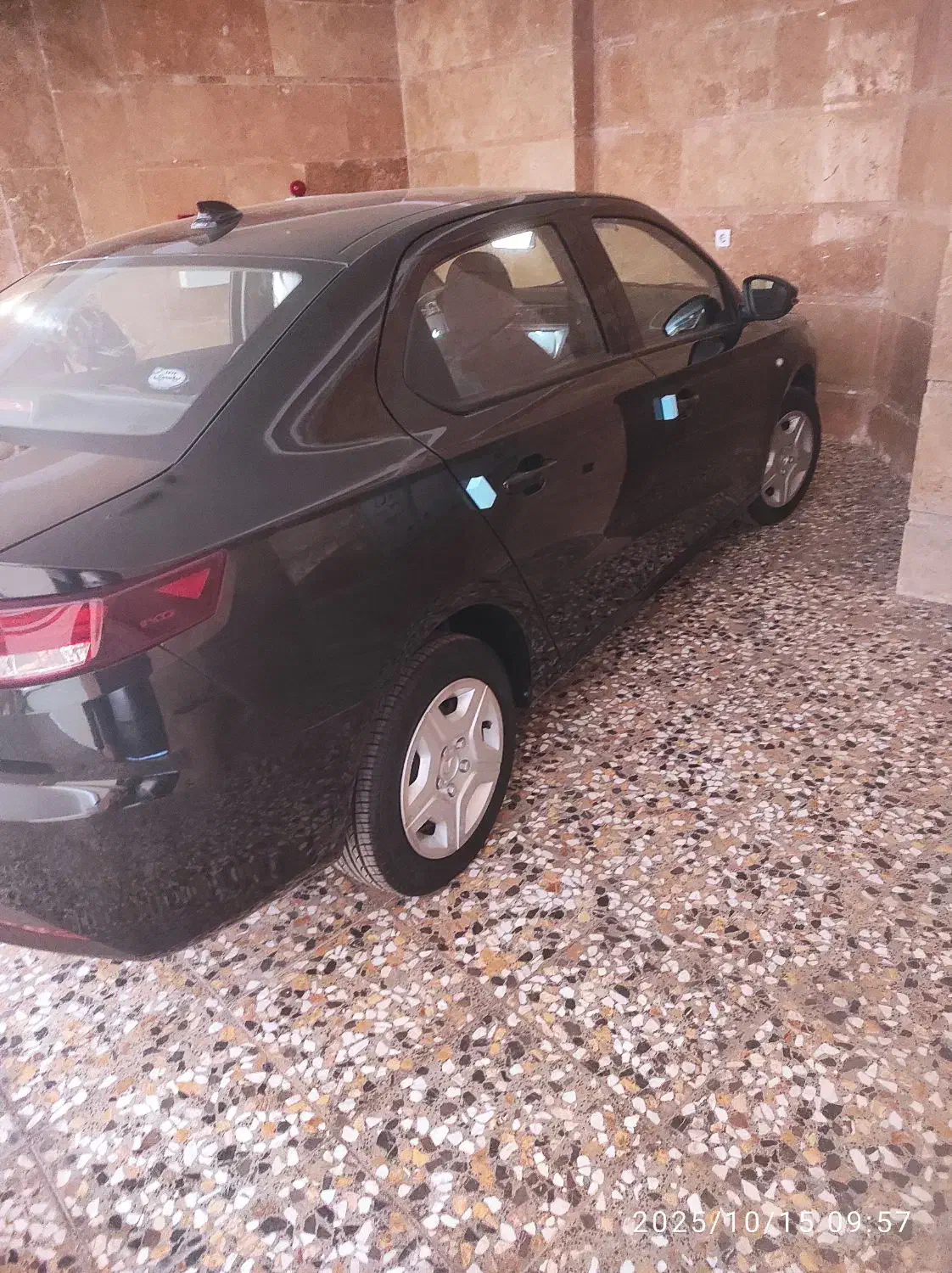 تارا شش دنده مشکی آبنوس ۱۴۰۴|خودرو سواری و وانت|اصفهان, خانه اصفهان|دیوار