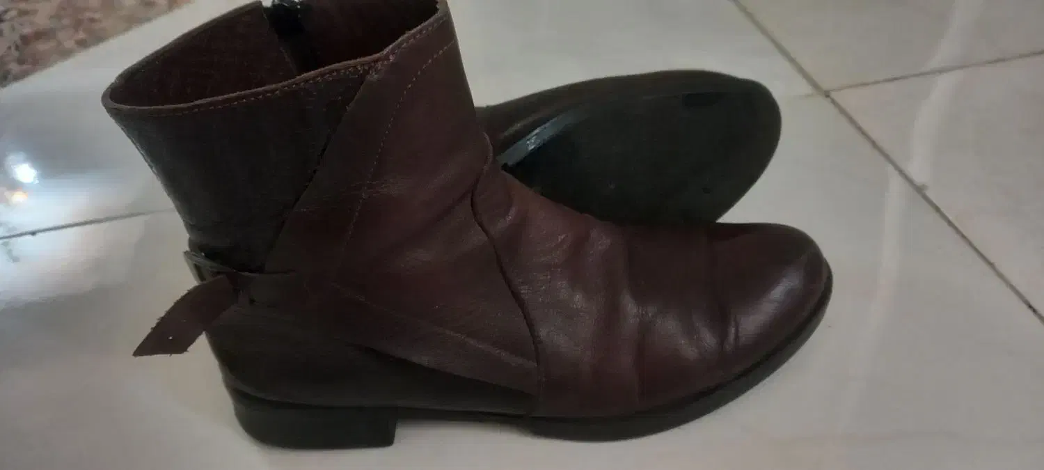 بوت چرم اصل سایز ۳۹|کیف، کفش، کمربند|کرج, المهدی|دیوار