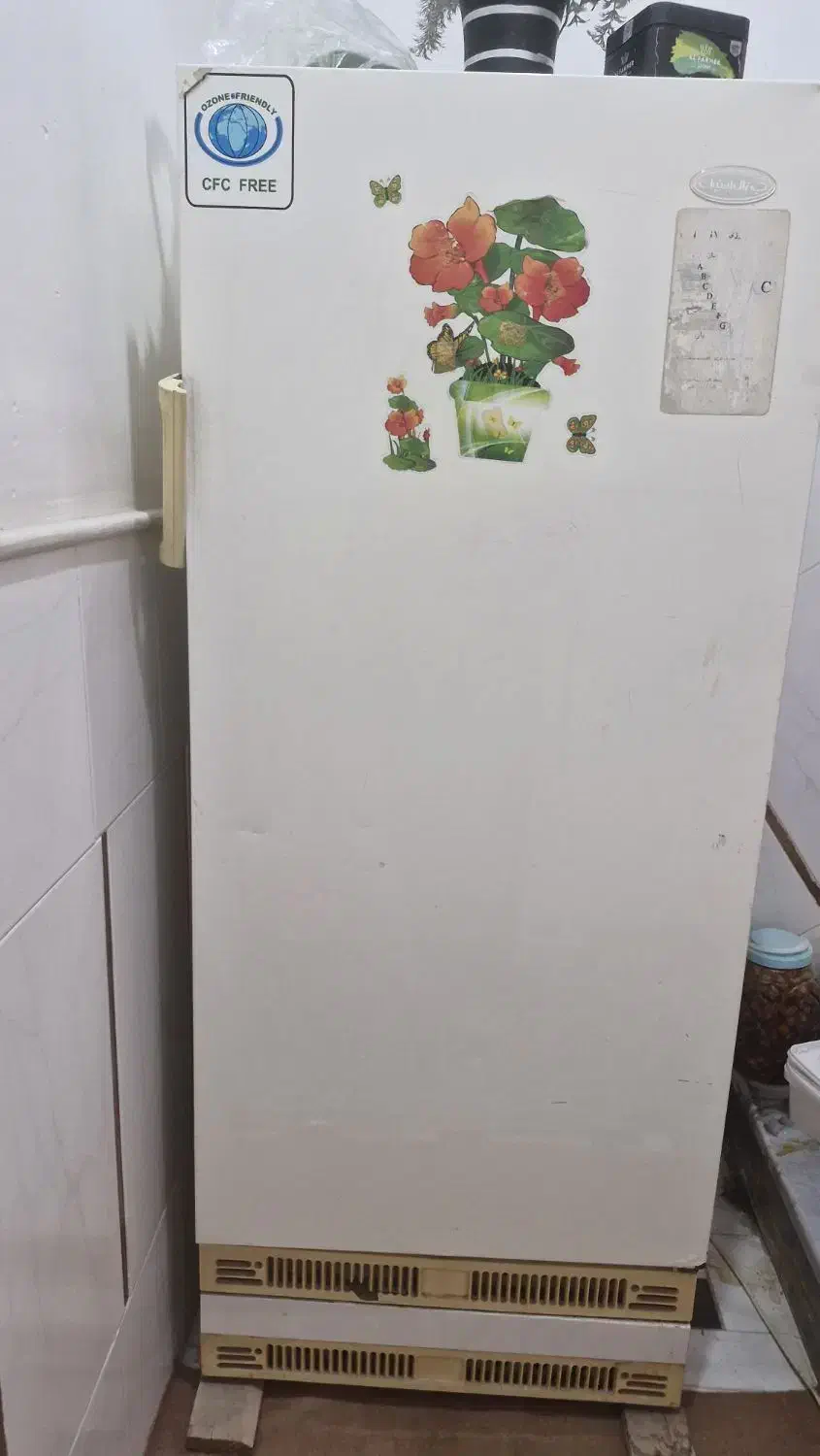 یخچال|یخچال و فریزر|قم, قلعه کامکار|دیوار