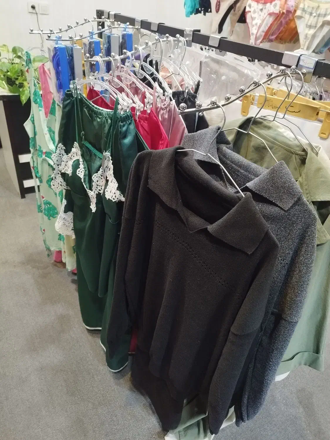 فروش عمده لباسزیر زنانه یکجا|عمده‌فروشی|شاهرود, |دیوار