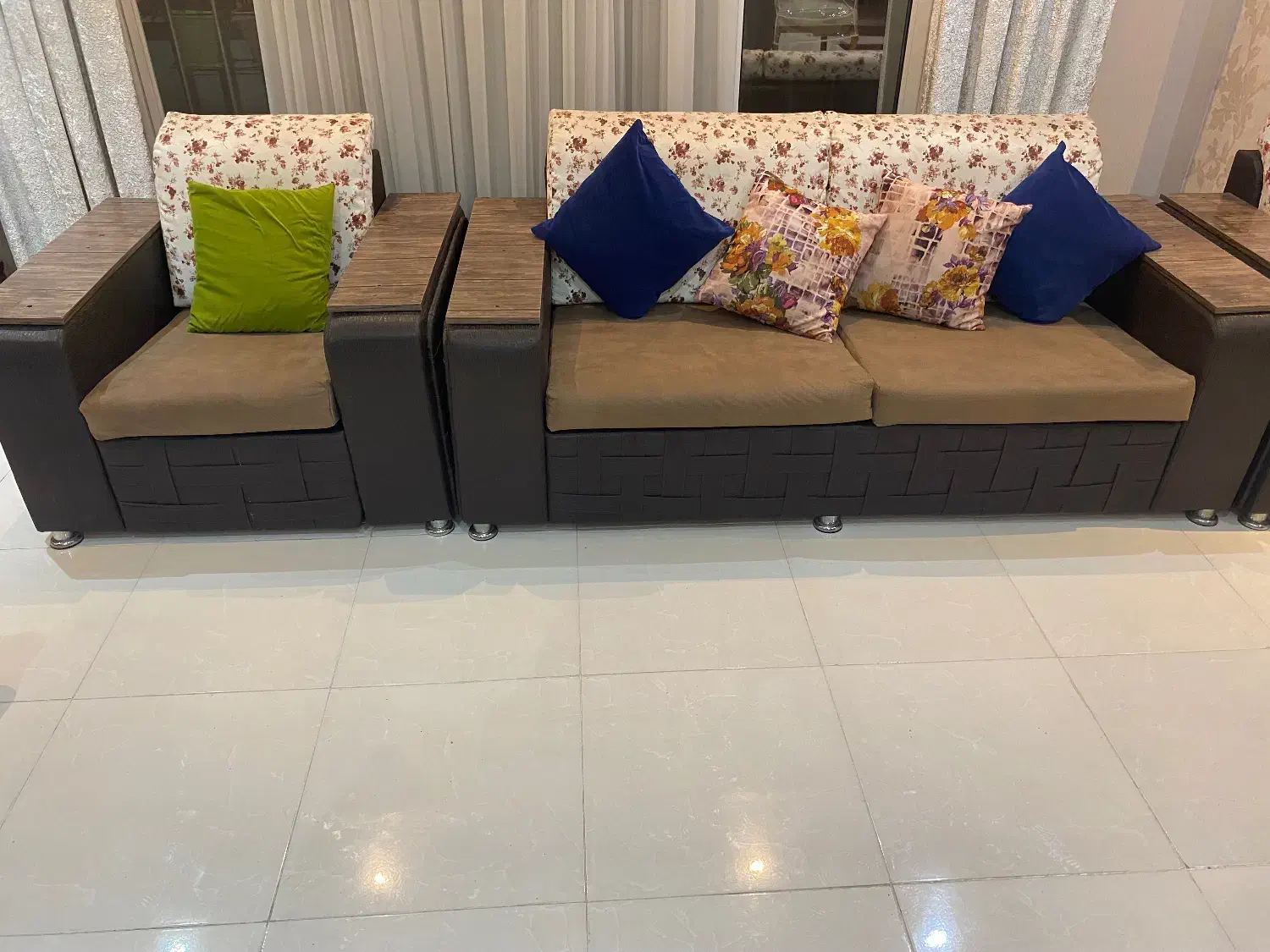 مبل ۷ نفره فروشی|مبلمان خانگی و میز عسلی|آمل, |دیوار