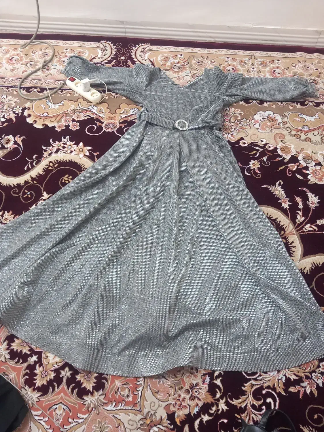 لباس مجلسی|لباس|ازنا, |دیوار