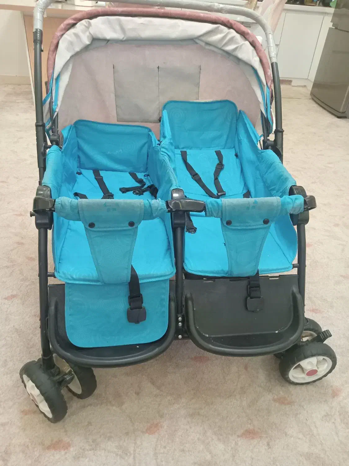 کالسکه دوقلو|کالسکه و لوازم جانبی|رشت, نیروی دریایی|دیوار