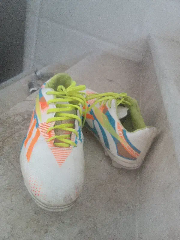 کفش استوک آدیداس مسی|تجهیزات ورزشی|یاسوج, |دیوار