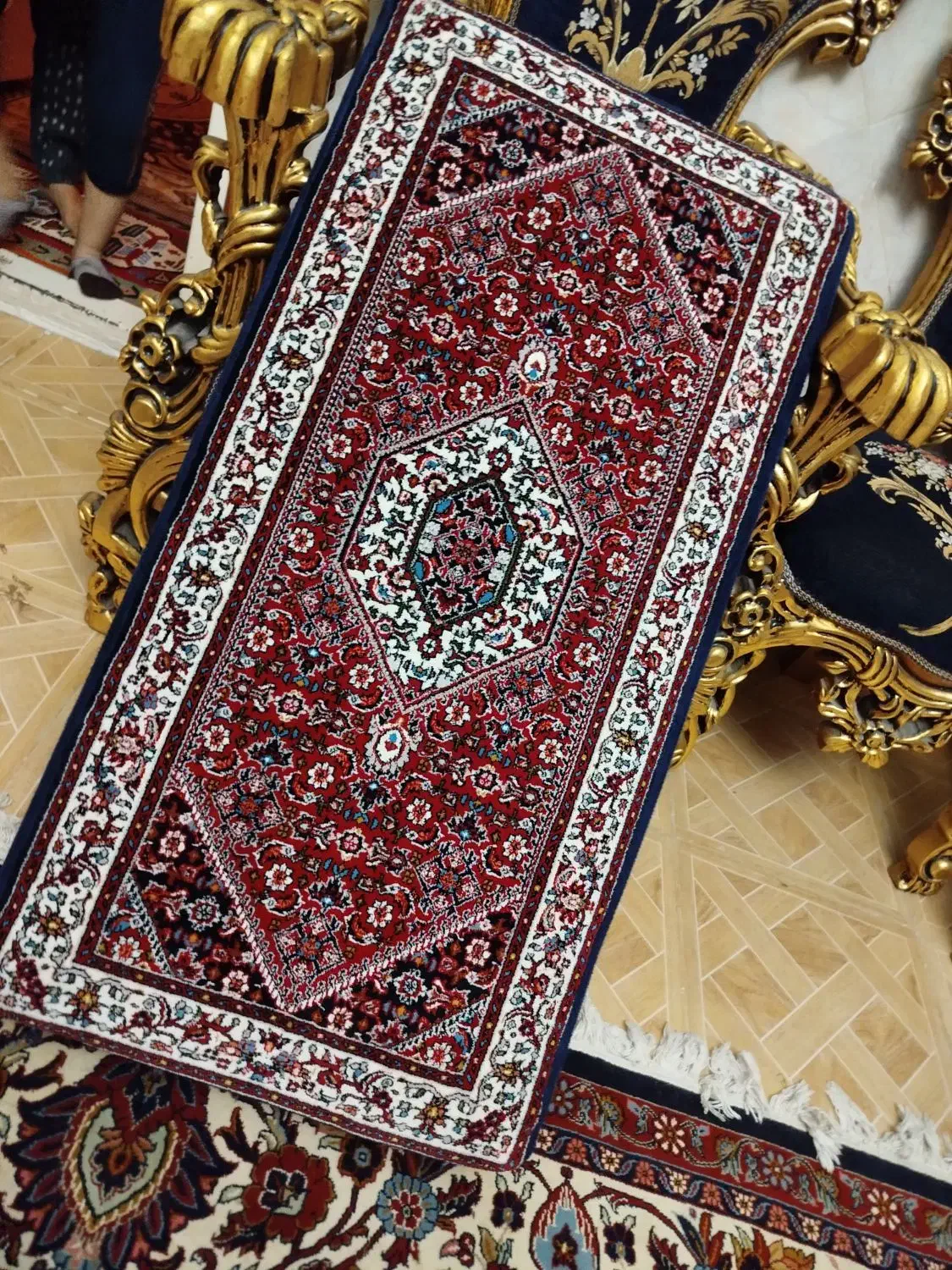 پشتی ریزماهی|پشتی|قزوین, |دیوار