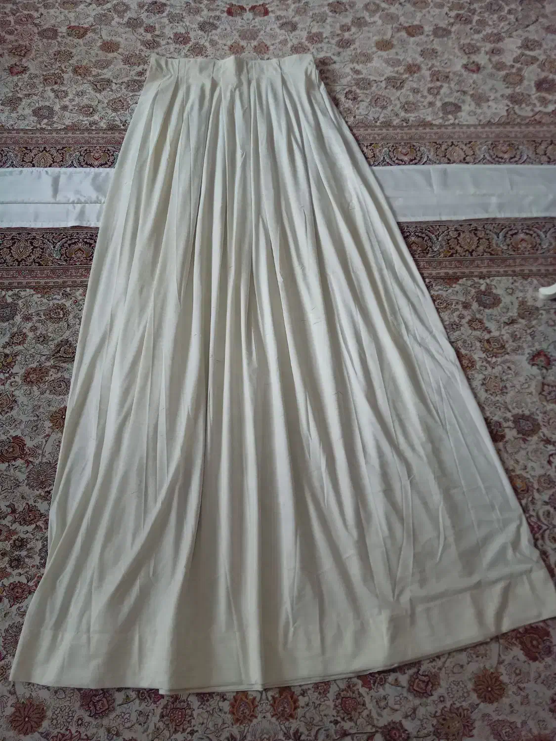 پرده ژرسه چروکی رنگ نباتی|پرده، رانر، رومیزی|تبریز, |دیوار