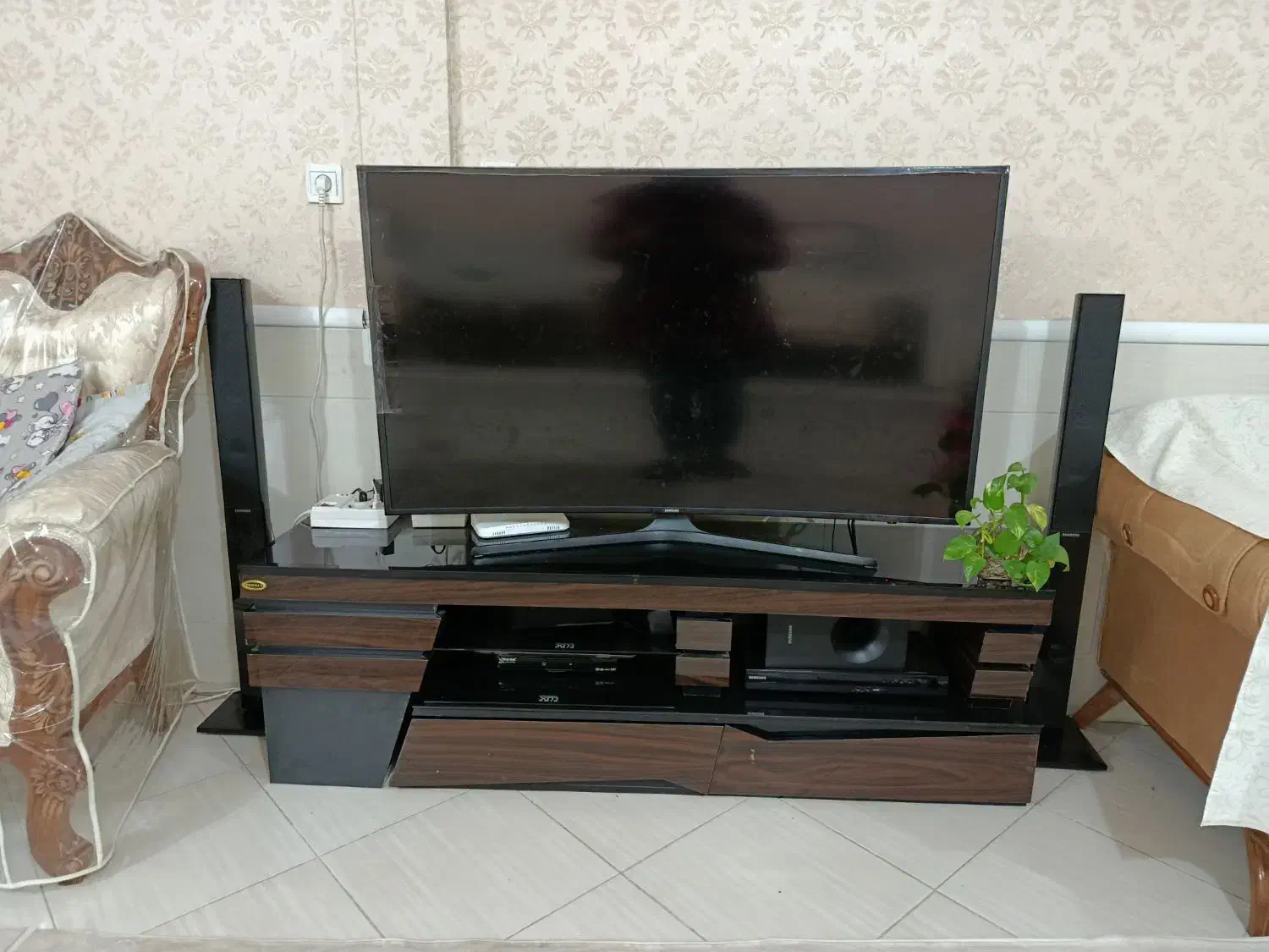 فروش فوری میز تلویزیون|میز تلویزیون|بیرجند, |دیوار