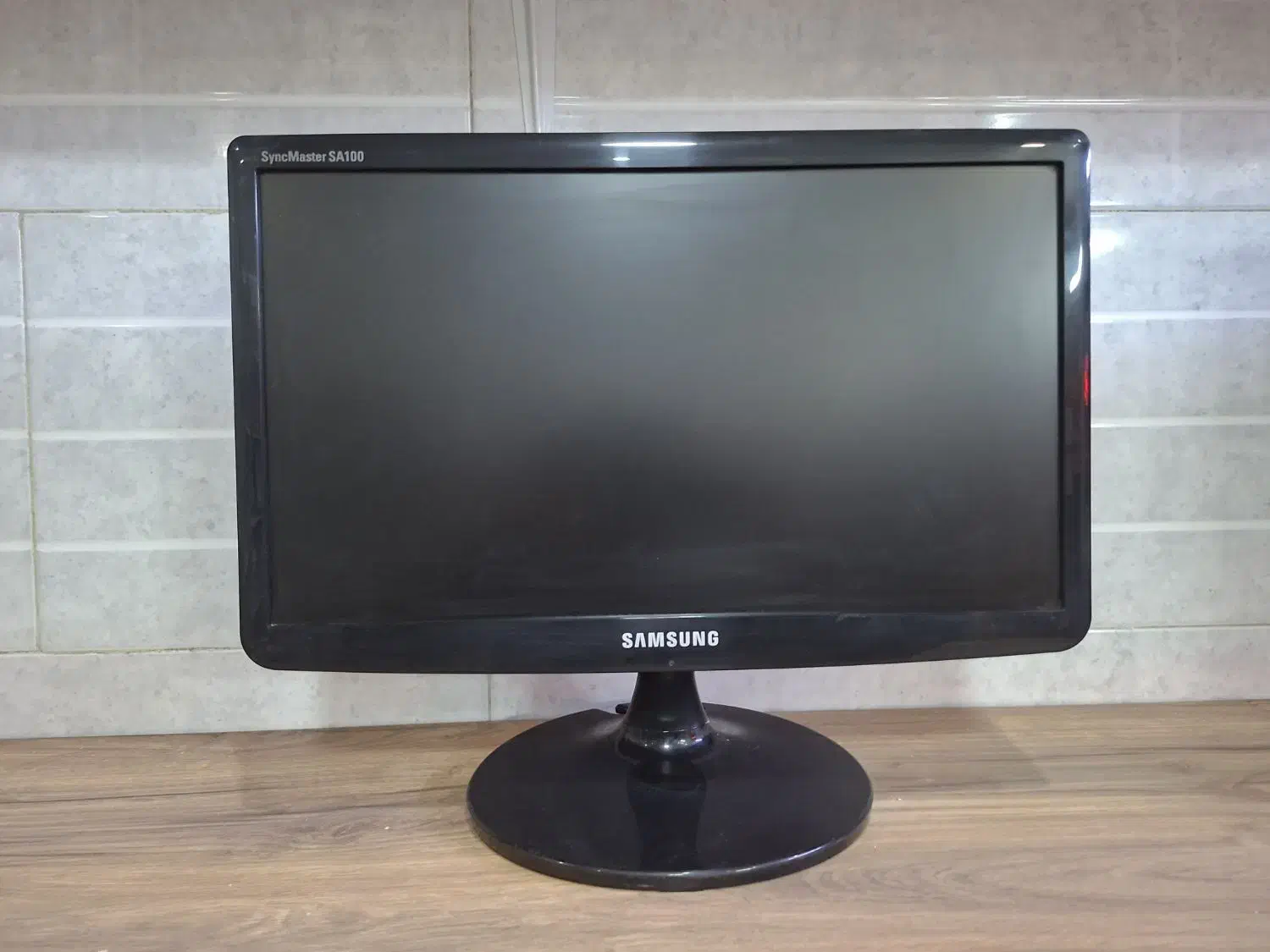 مانیتور ۲۰ اینچ سامسونگ در حد نو|قطعات و لوازم جانبی رایانه|کرمان, |دیوار