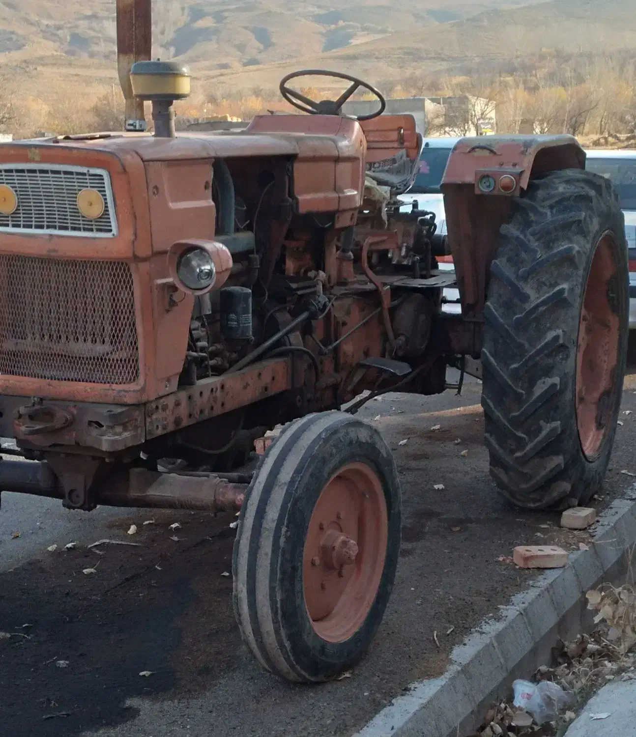 تراکتور رومانی مدل ۶۸|خودرو سنگین|سراب, |دیوار