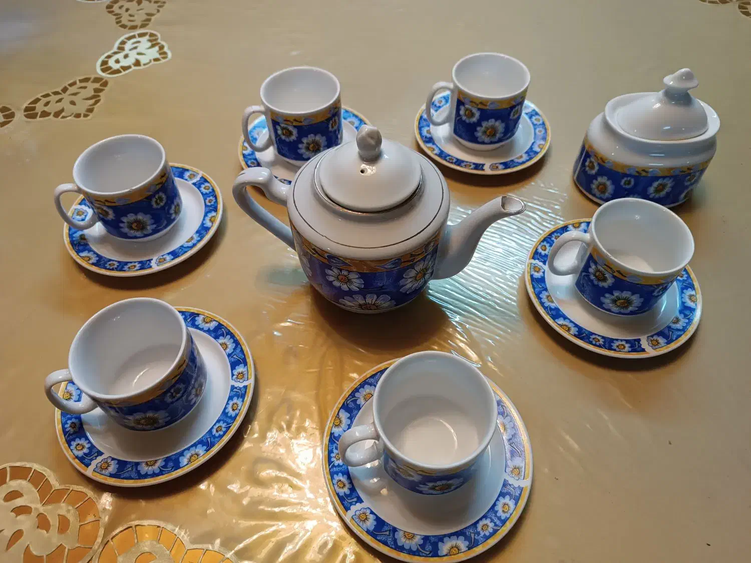 6عددفنجون ونلبکی باقوری وقندون قدیمی|ظروف سرو و پذیرایی|ری, هاشمآباد|دیوار