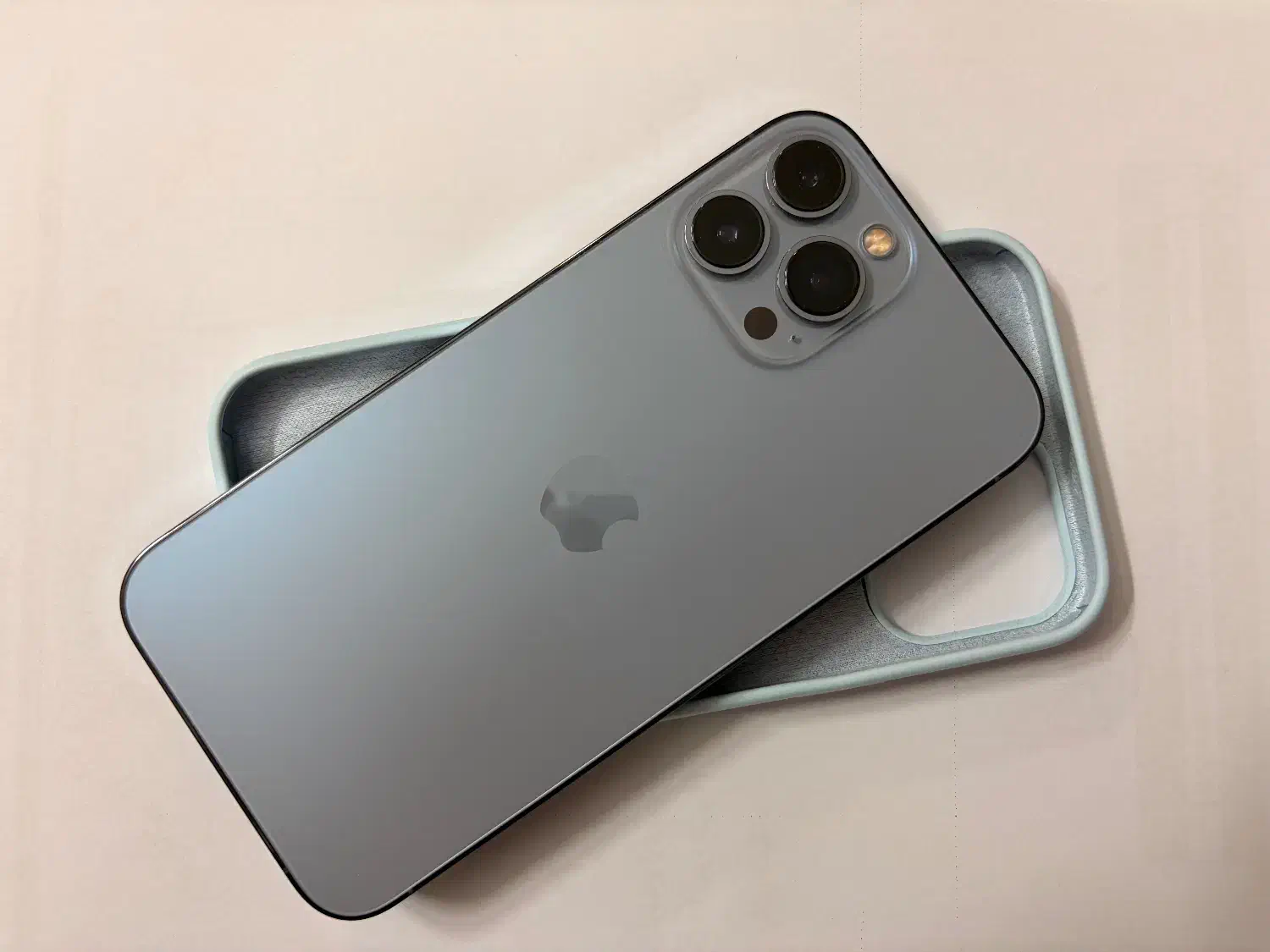 ایفون 13 پرو مکس در حد نو|موبایل|اصفهان, پارک سلمان فارسی|دیوار