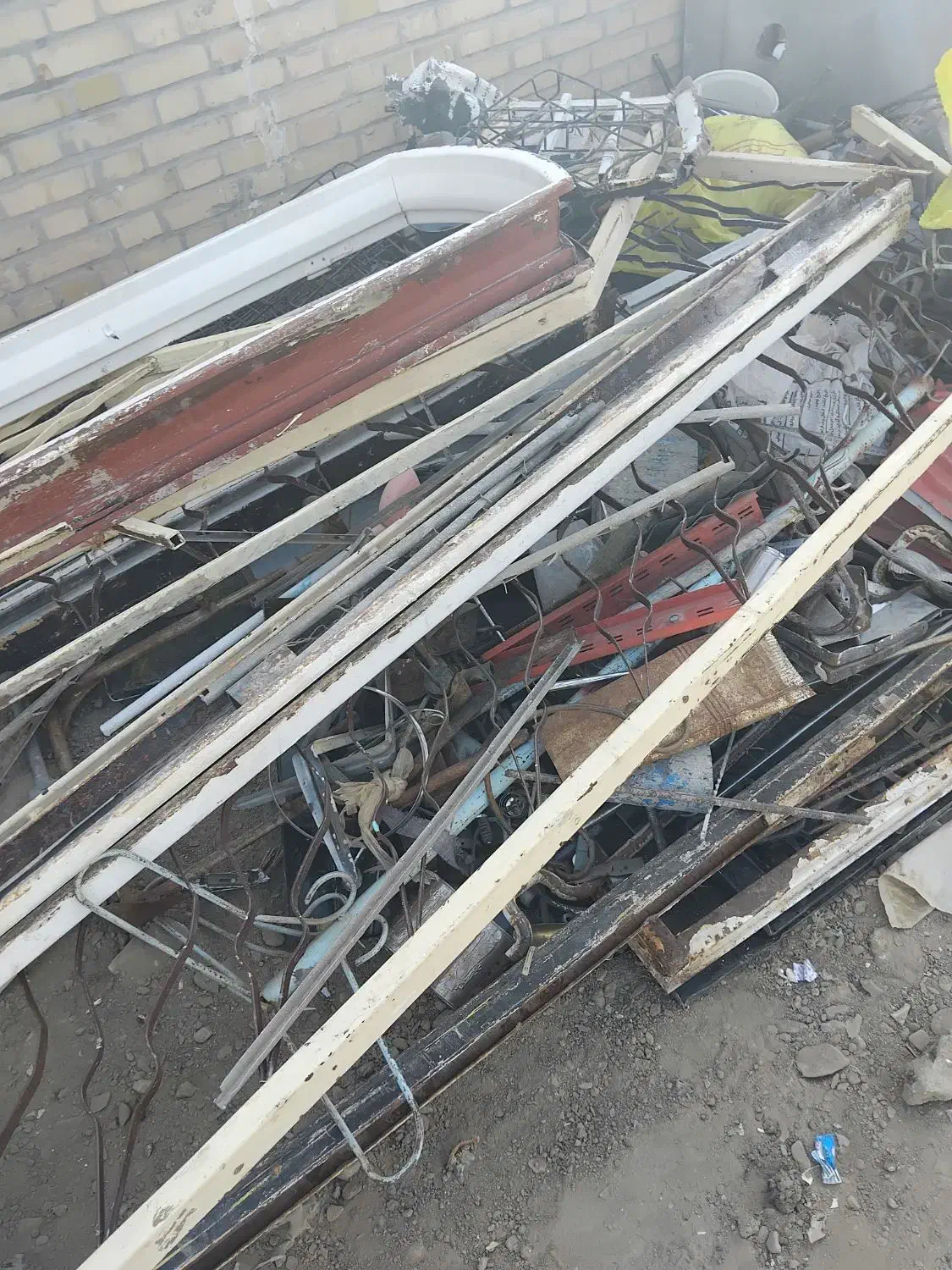 خریدوفروش ضایعات آهن مس برنج آلومینیوم و...|عمدهفروشی|مشهد, وکیلآباد|دیوار